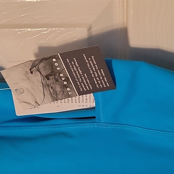 Lululemon Fast and Free HR Tight 25" Size 10. Color Azure. - Picture 4 of 6